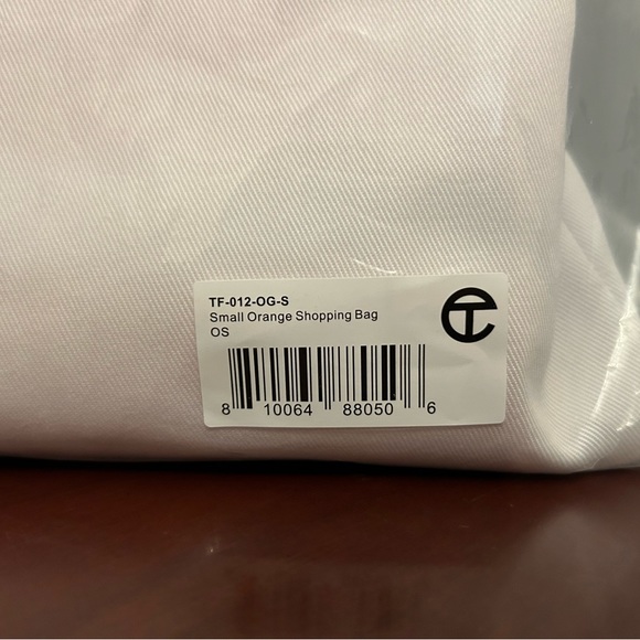 BNWT TELFAR Small Orange Shopping Bag - Picture 5 of 5